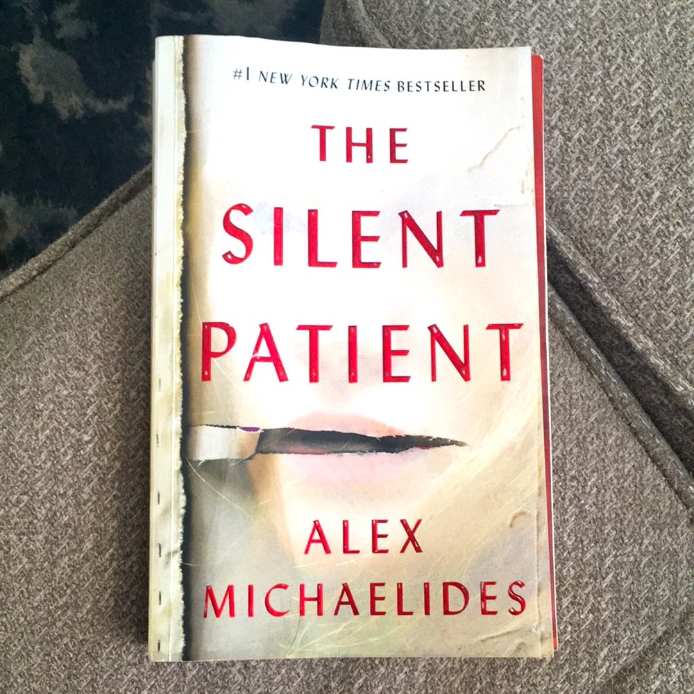 ALEX MICHAELIDES The Silent Patient - Picture 1 of 2